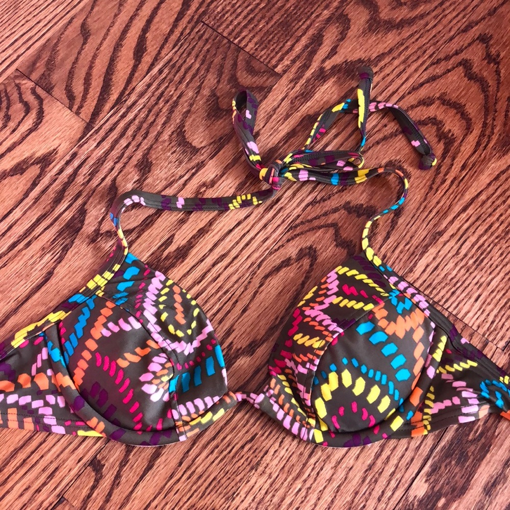 Victoria’s Secret push up bikini top